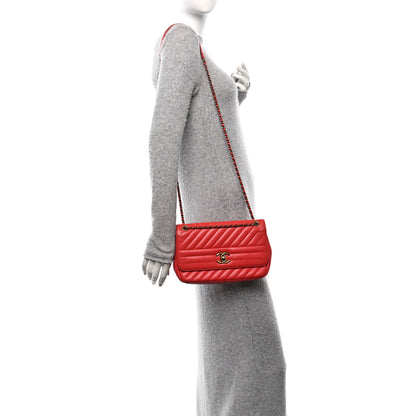 Chanel Shiny Goatskin Diagonal Quilted Medium Flap Red 2 of 14