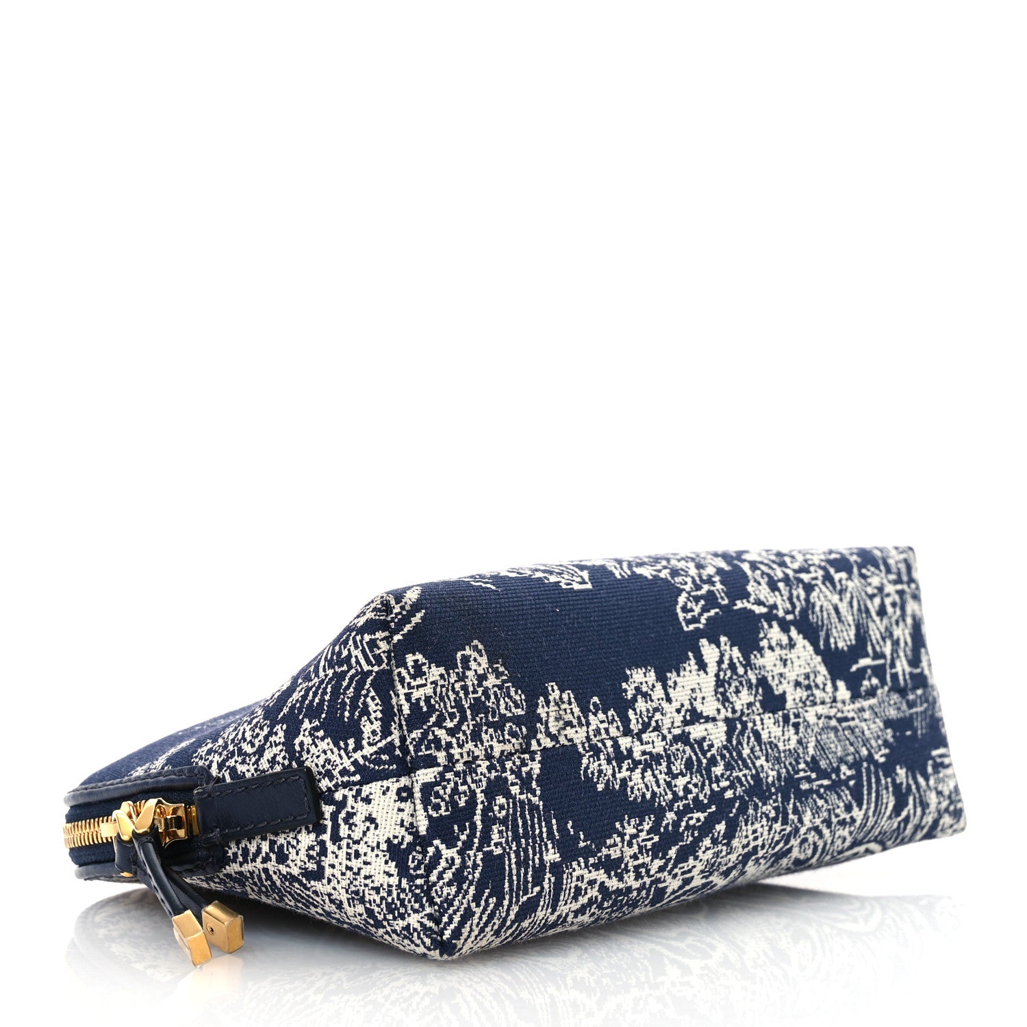 Christian Dior Embroidered Toile De Jouy 30 Montaigne Cosmetic Pouch Blue 4 of 9