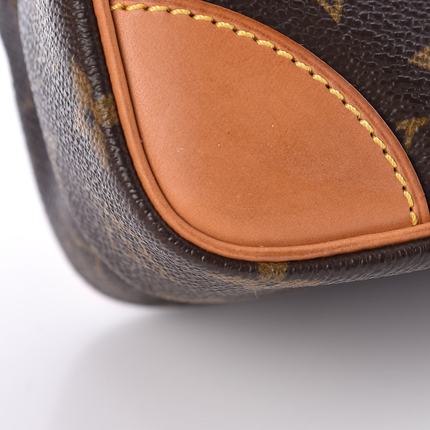 Monogram Amazone
