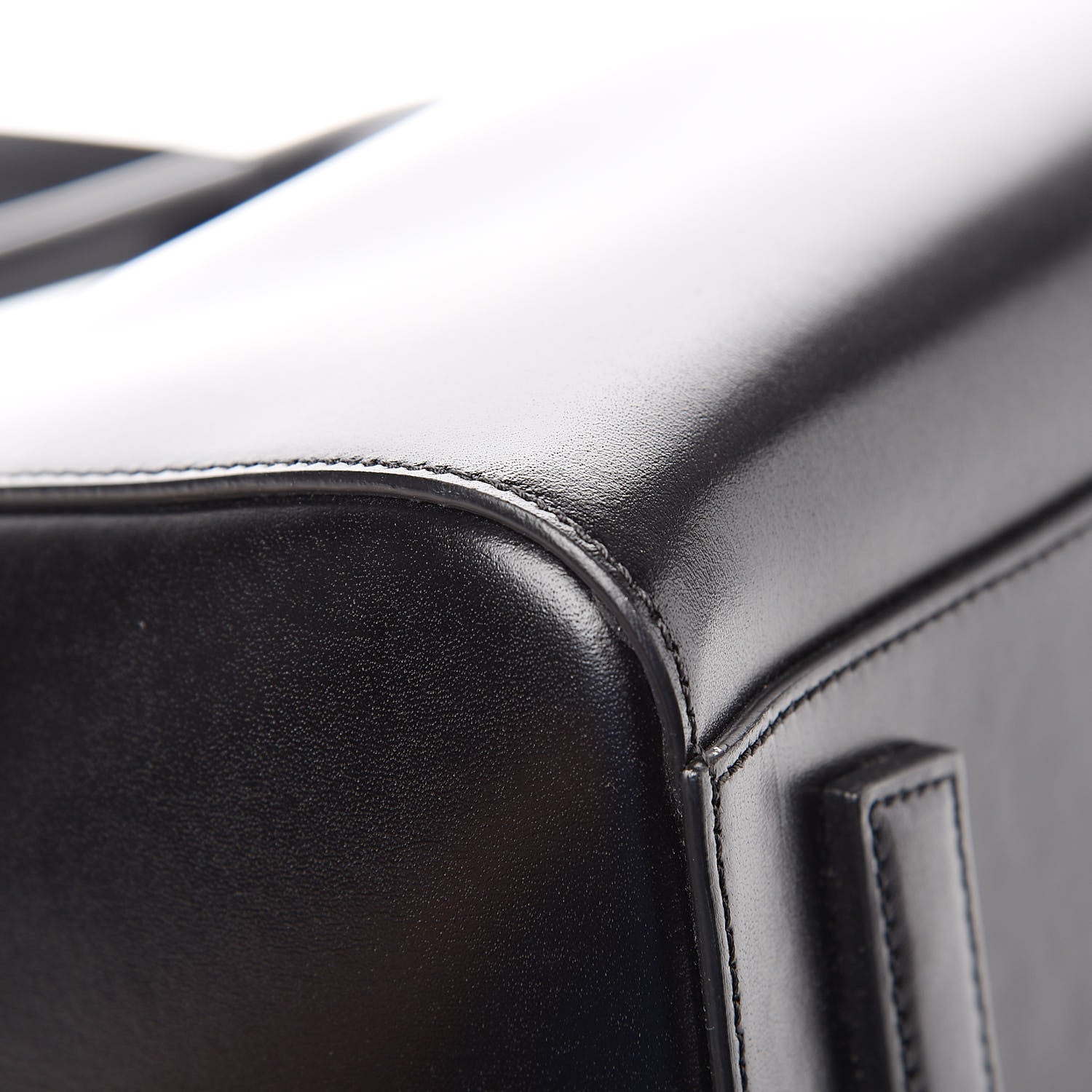 Givenchy Shiny Lord Calfskin Medium Antigona Black 11 of 13