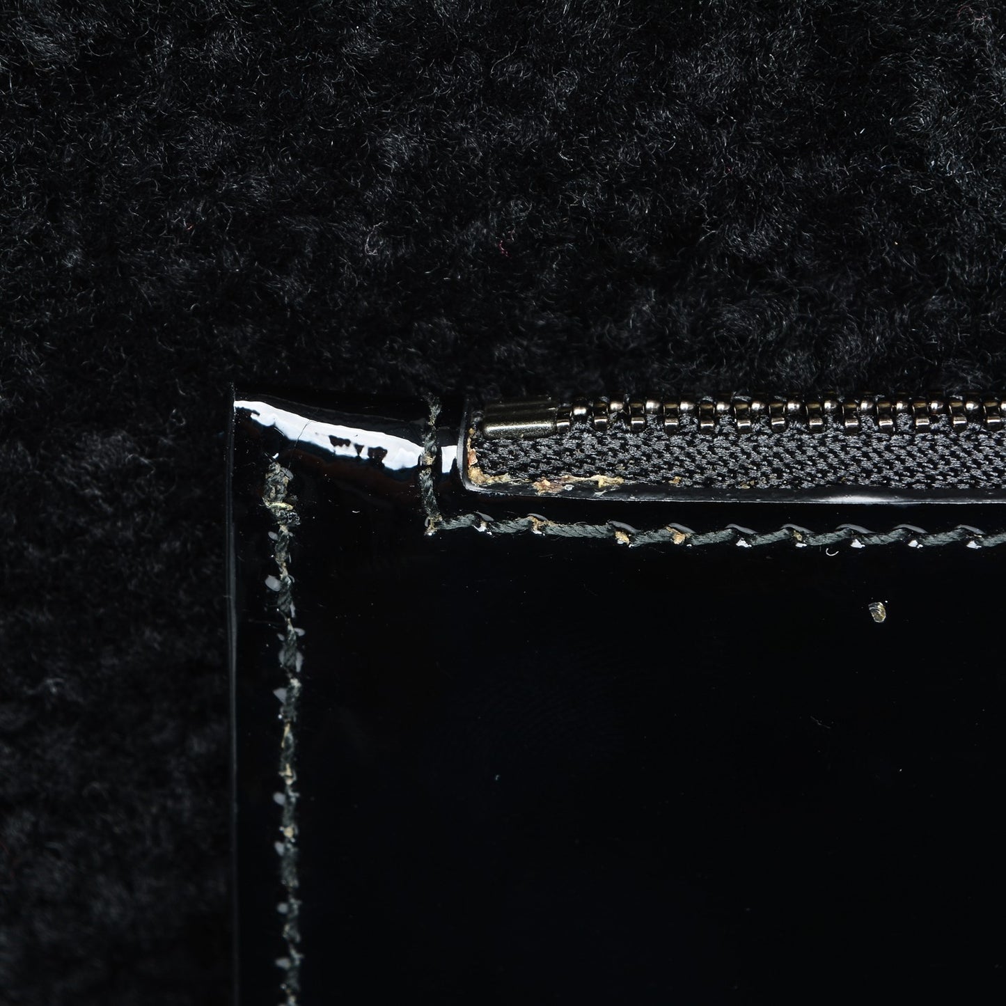 Patent Shearling Medium Soho Chain Shoulder Bag Black
