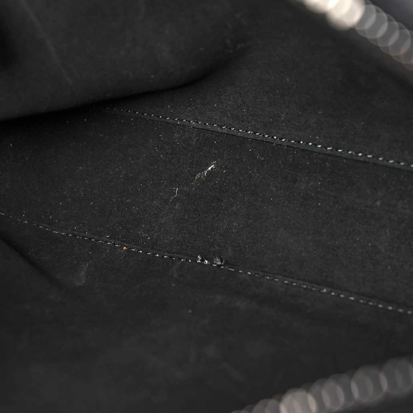 Calfskin VLTN Zip Pouch Black