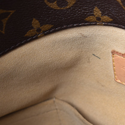 Louis Vuitton Monogram Artsy MM 7 of 10
