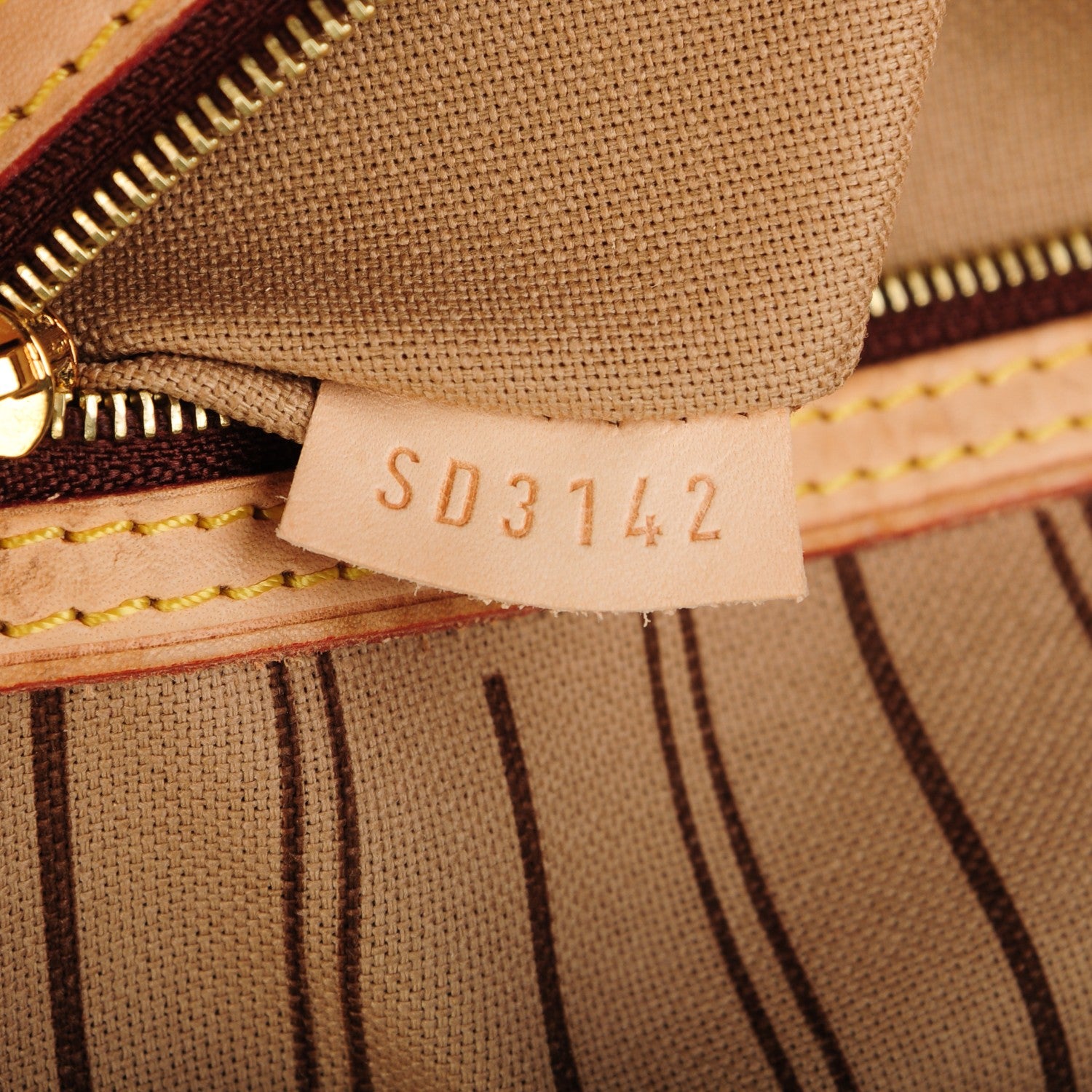 Louis Vuitton Monogram Delightful GM 8 of 9