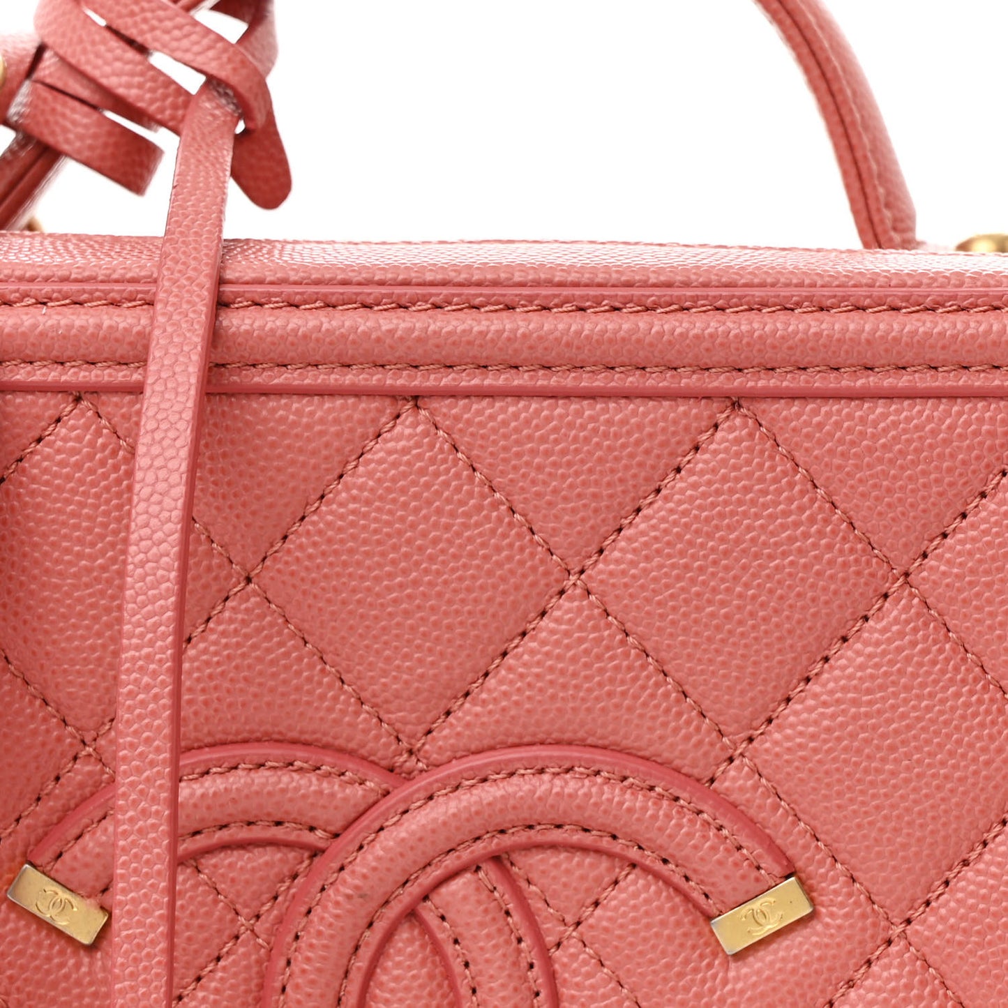Caviar Quilted Medium CC Filigree Vanity Case Rose Pink