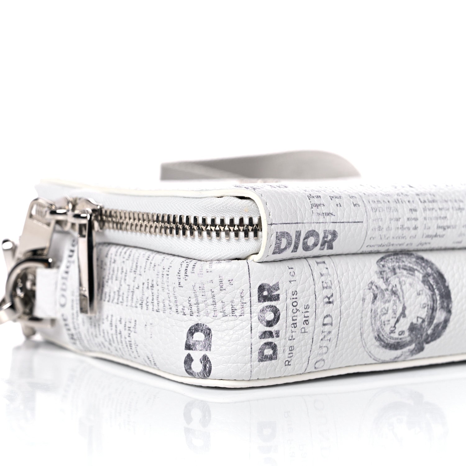 Christian Dior X DANIEL ARSHAM Grained Calfskin Newspaper Messenger White 8 of 10