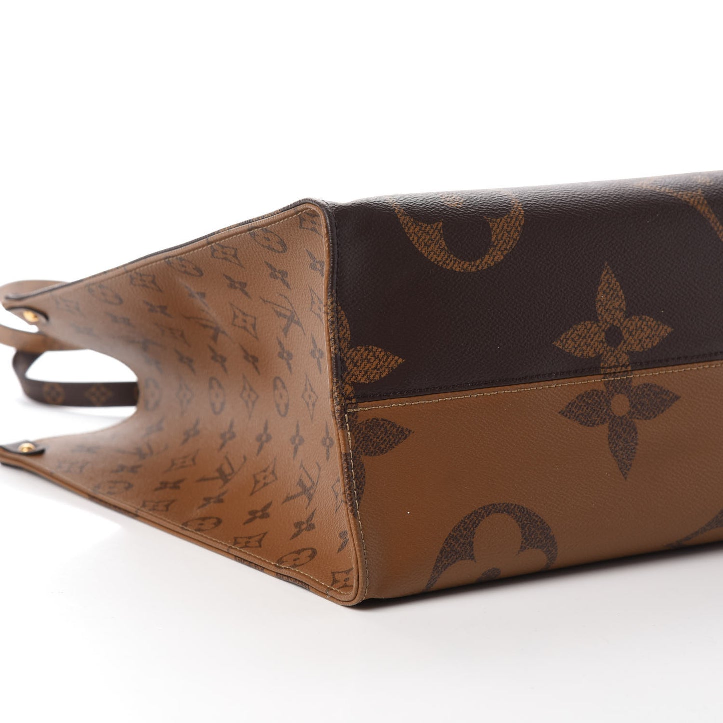 Reverse Monogram Giant Onthego GM