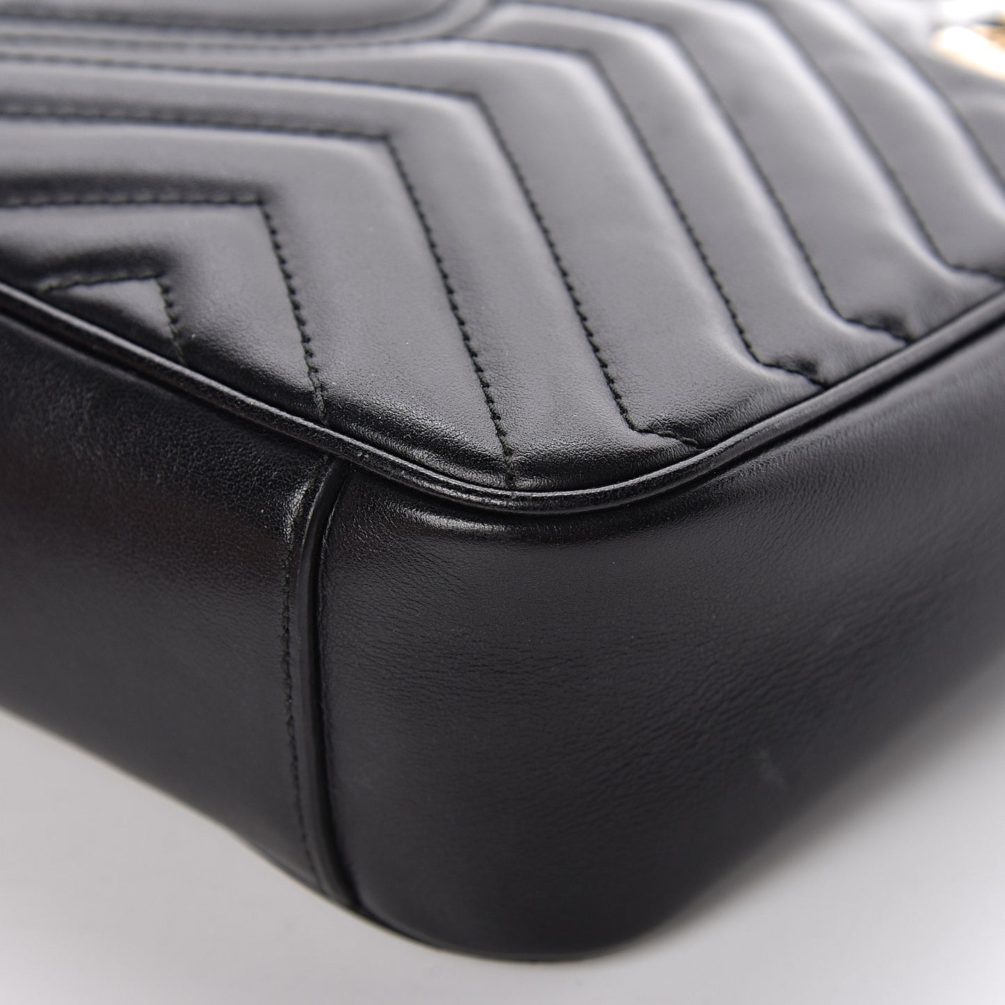 Calfskin Matelasse Small GG Marmont Shoulder Bag Black