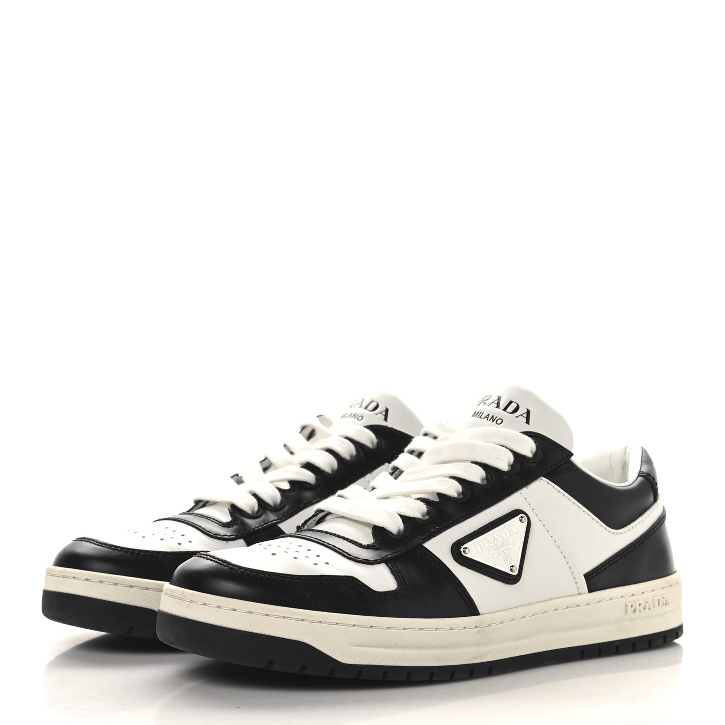 Vitello Sport Spazzolato Rois Triangle Logo Womens Downtown Low Top 30mm Sneakers 37 White Black