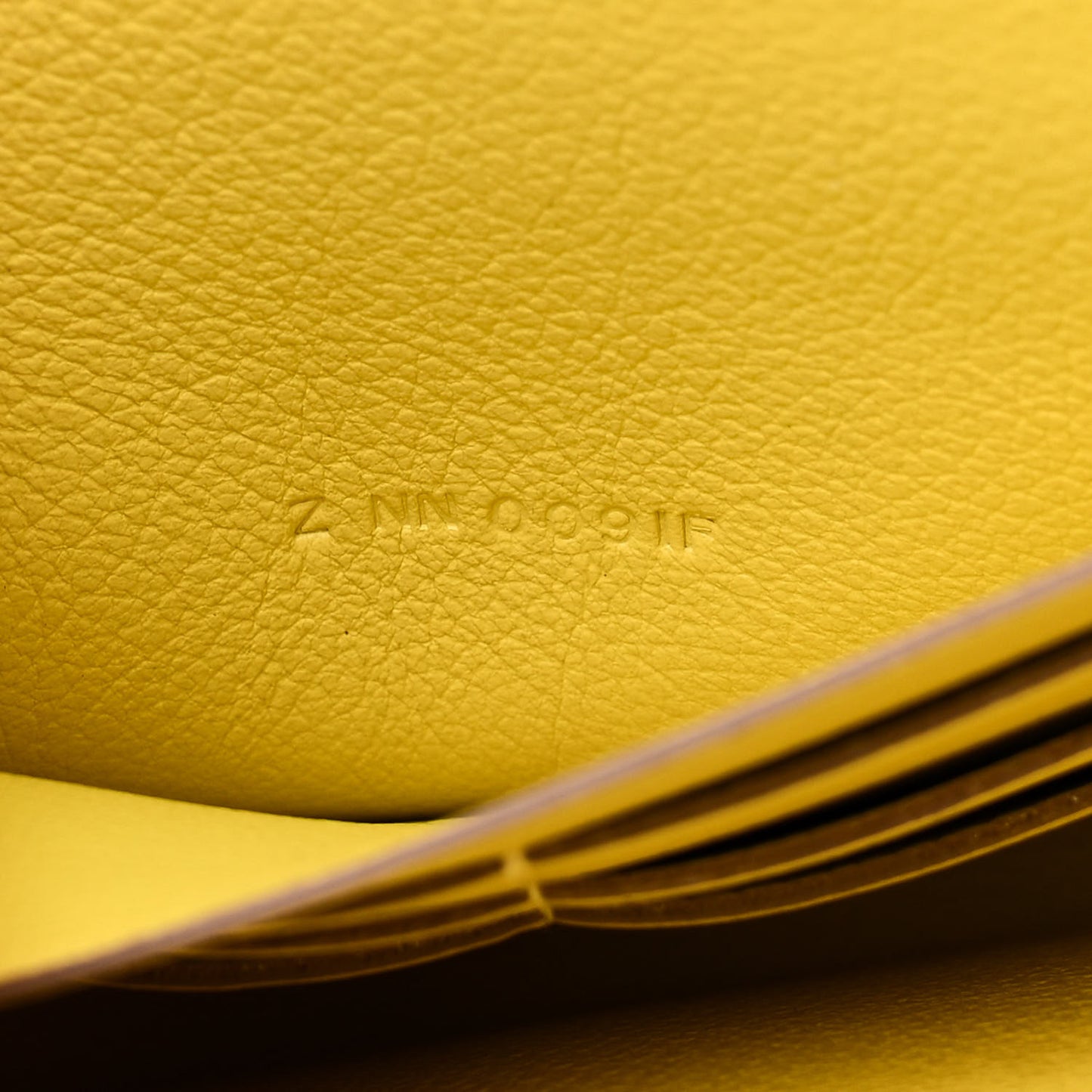 Evercolor Constance Wallet To Go Lime