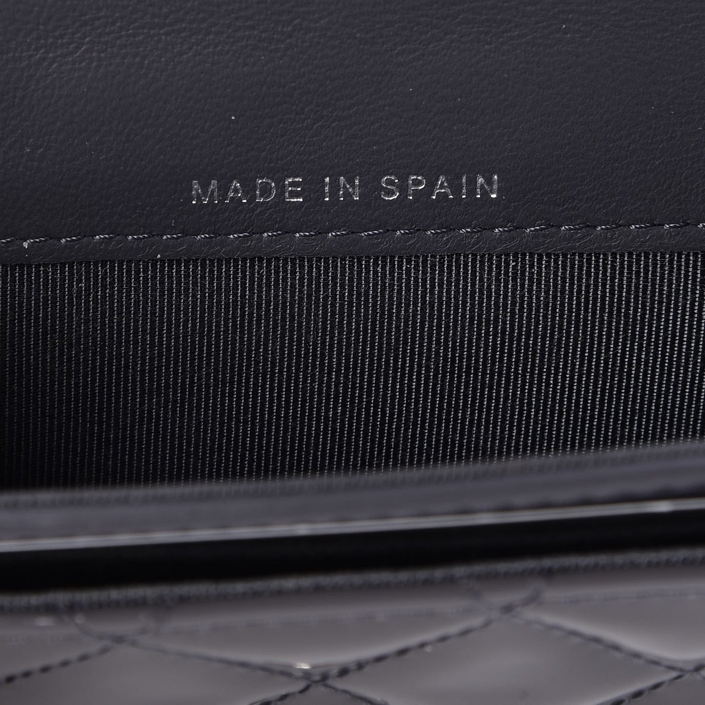 Patent Quilted Card Holder Dark Grey