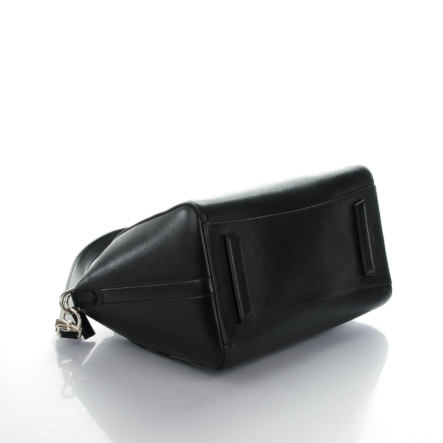 Calfskin 3D Stud Medium Antigona Black