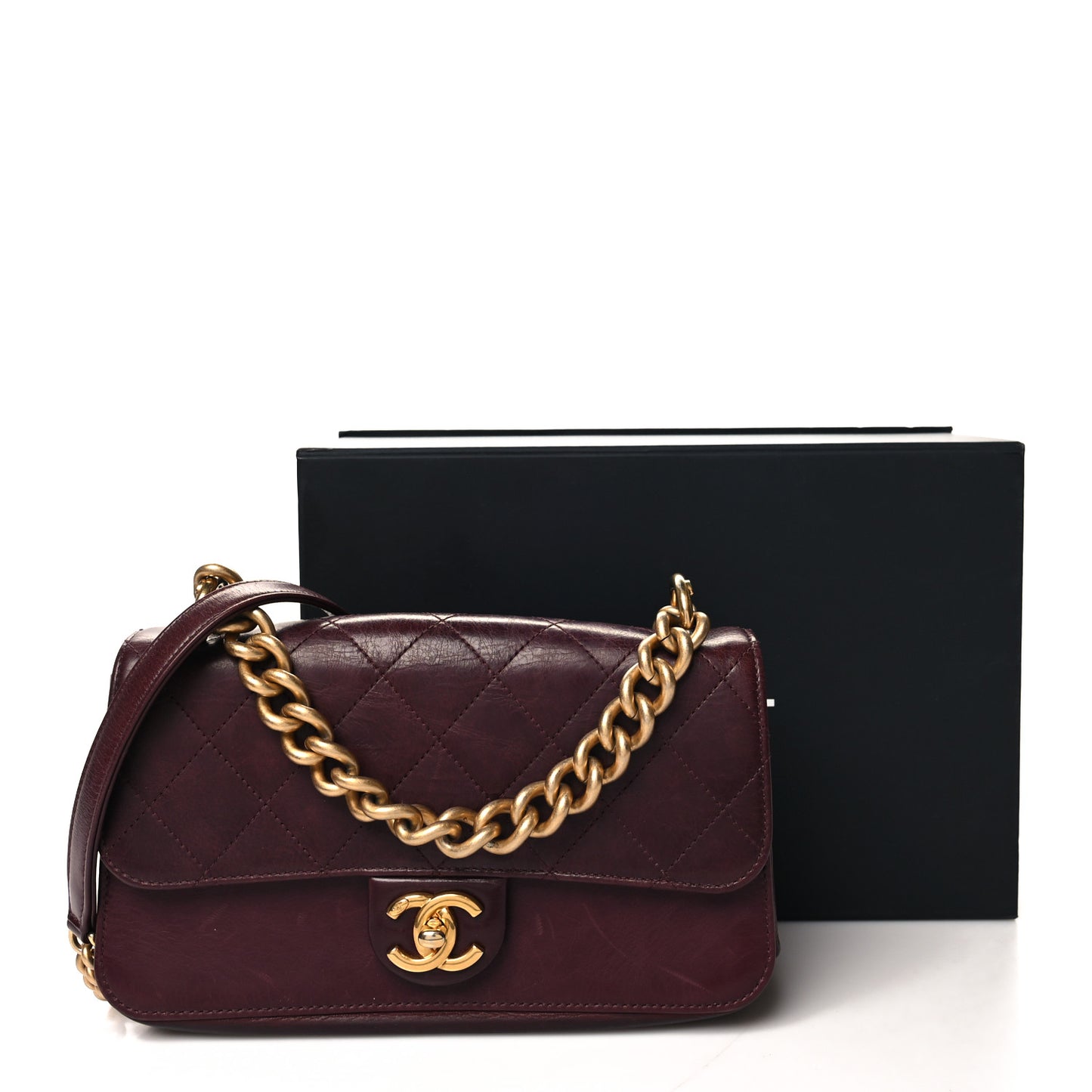 Iridescent Calfskin Quilted Small Straight Lined Flap Red