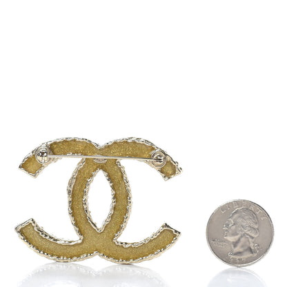 Chanel Pearl CC Brooch Gold 3 of 5