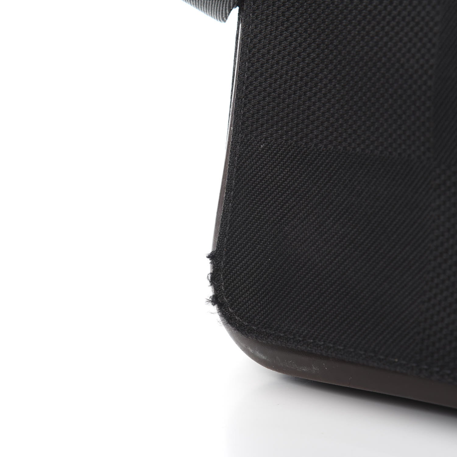 Louis Vuitton Damier Geant Messenger Bag Black 11 of 14