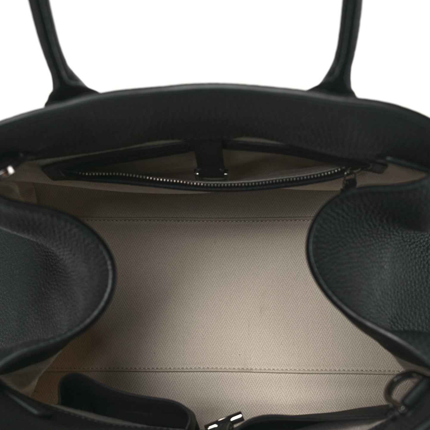 Matte Grained Calfskin Soft Margaux 12 Black