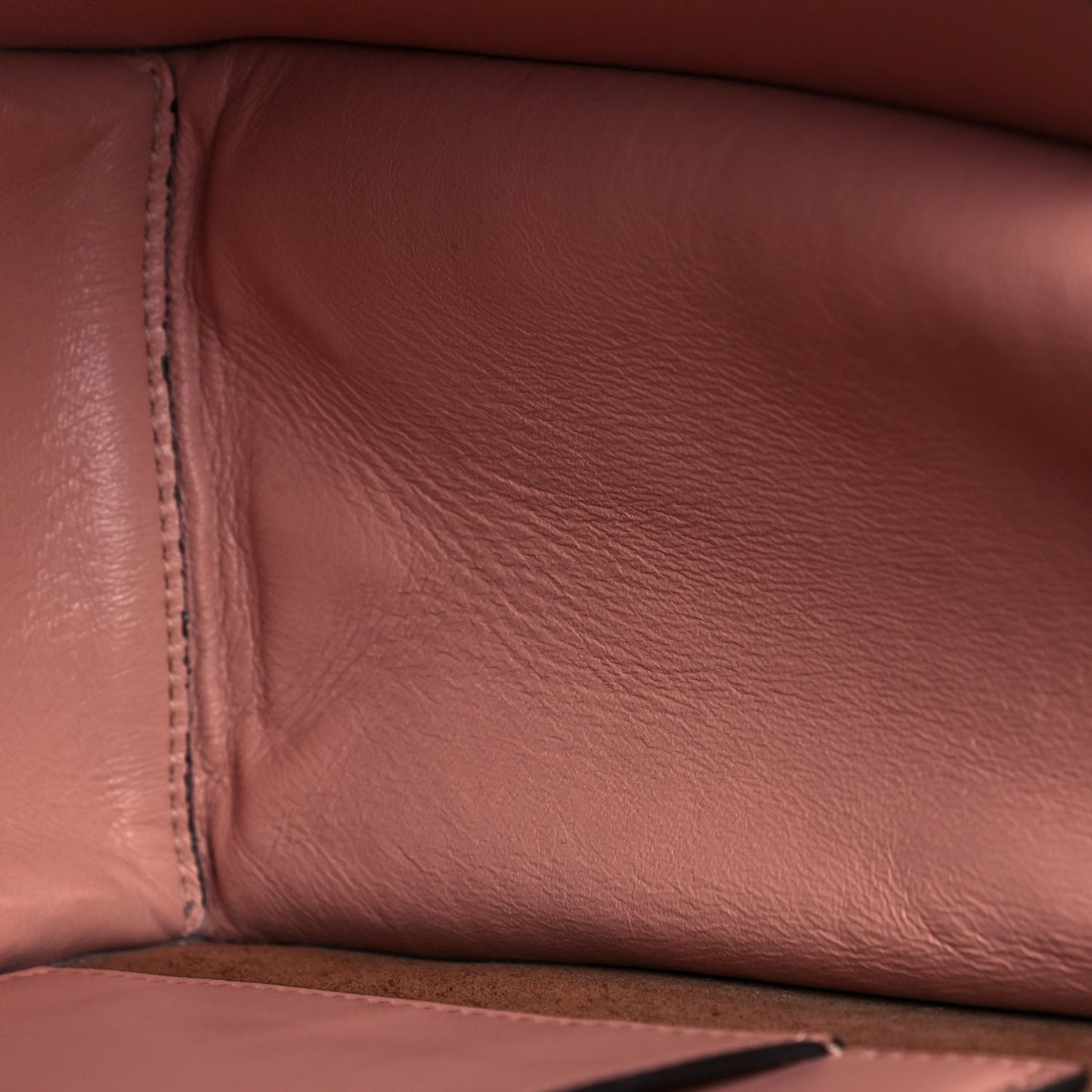 Vitello Grace Matte F is Fendi Kan U Shoulder Bag Nuvola