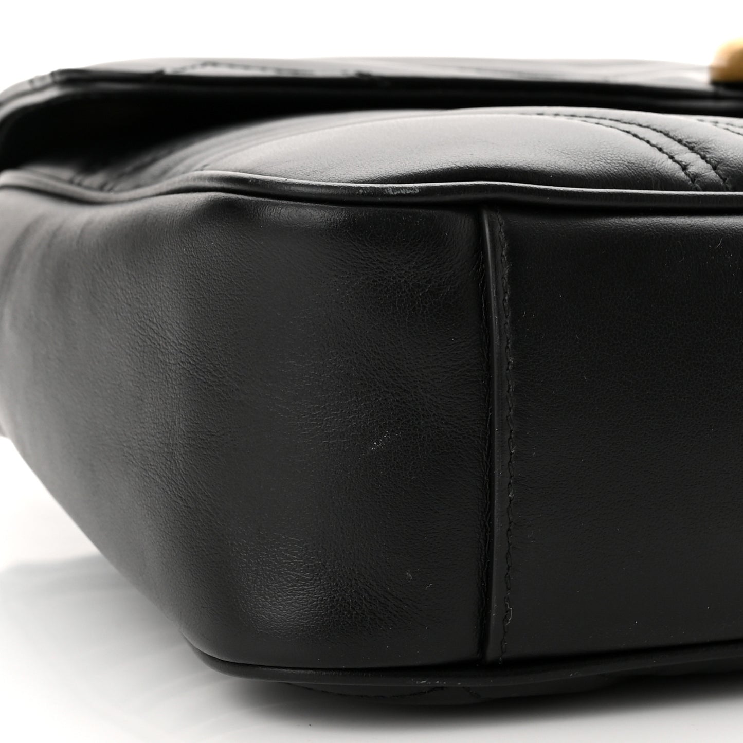 Calfskin Matelasse Medium GG Marmont Shoulder Bag Black