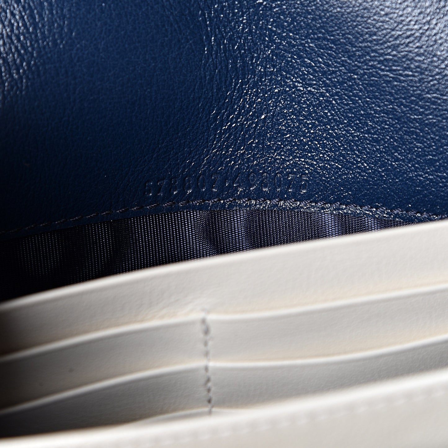 Vintage Effect Calfskin Matelasse Diagonal Torchon GG Marmont Chain Wallet Mystic White Blue Agata