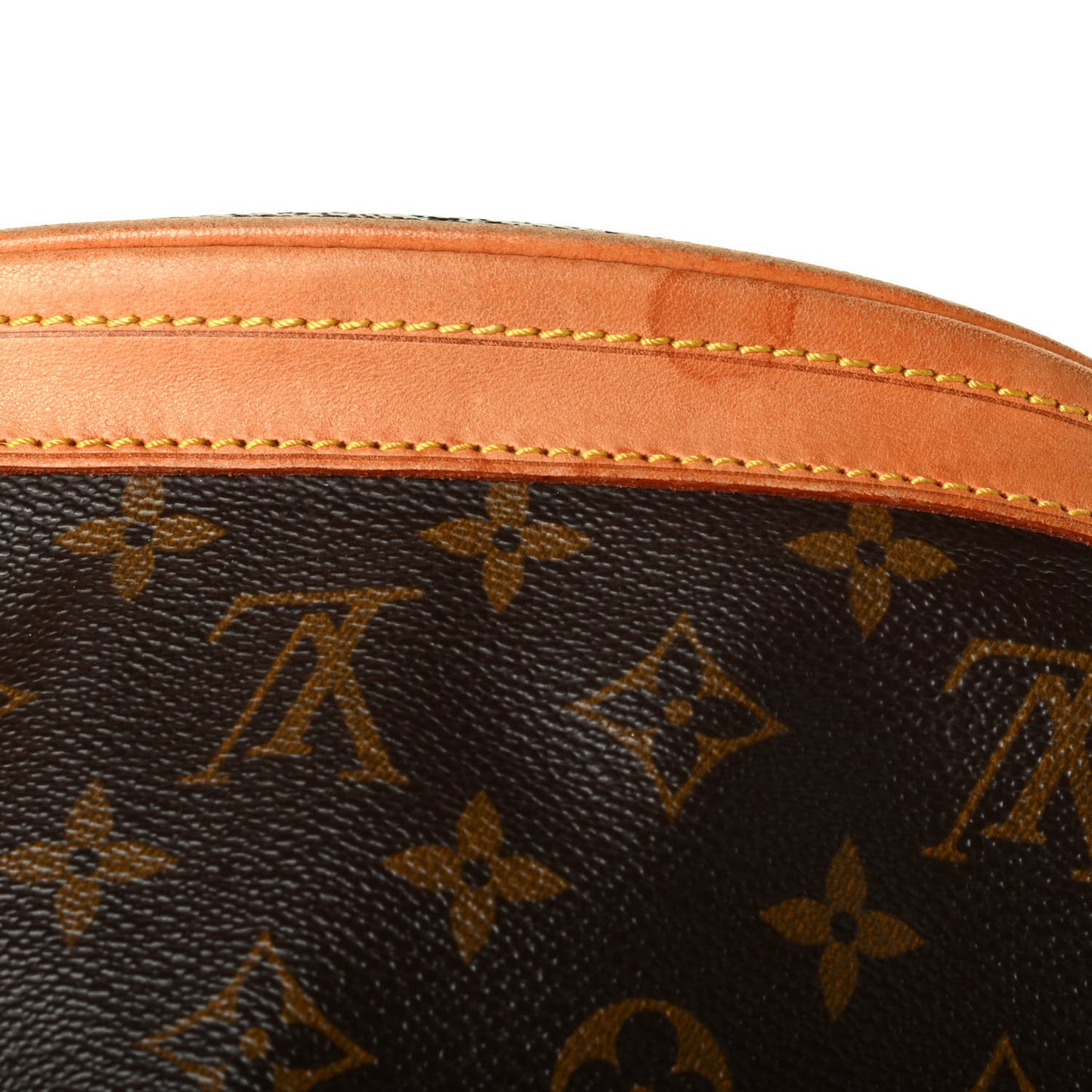 Monogram Petit Bucket 23