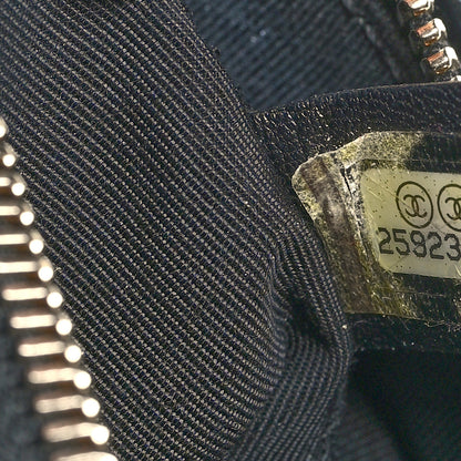 Chanel Calfskin Wool Embroidered Paris Hamburg Medium Gabrielle Hobo Dark Navy Blue 7 of 11