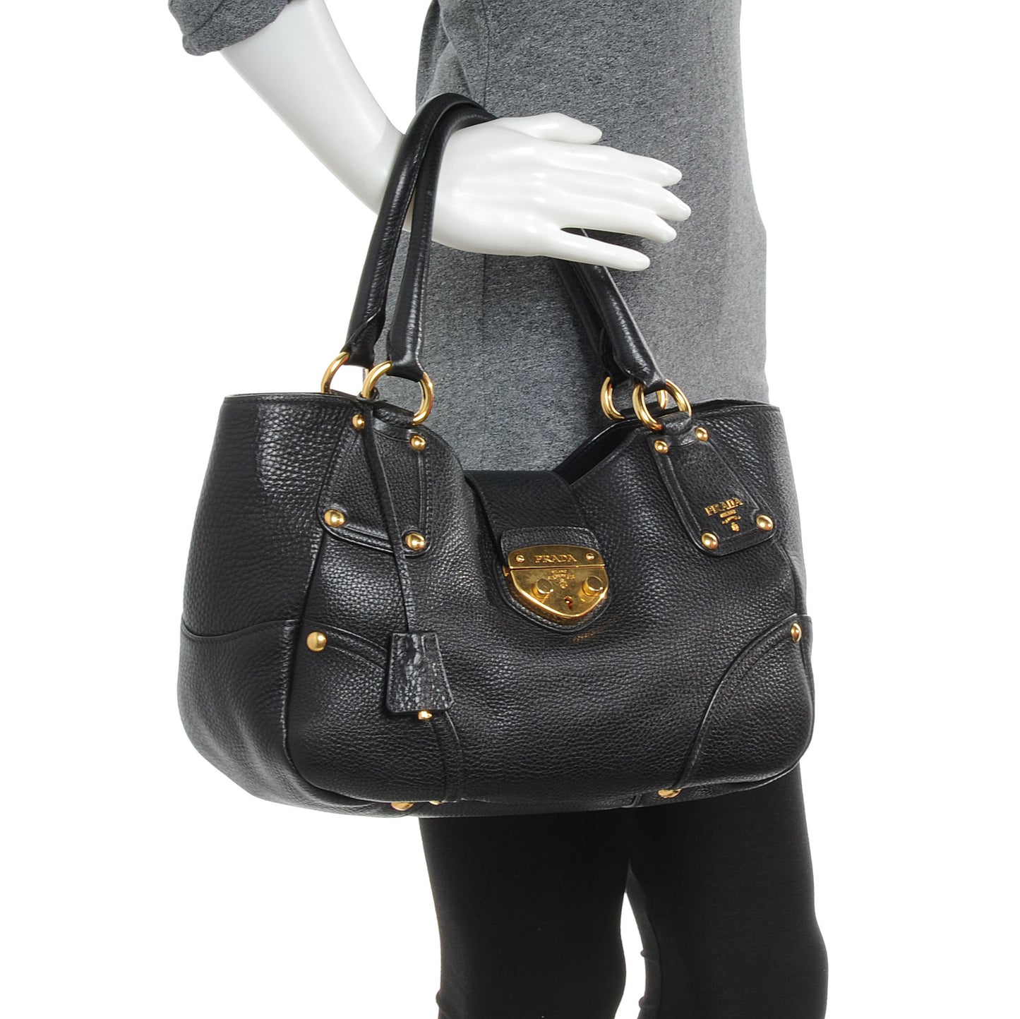 Vitello Daino Pushlock Tote Black