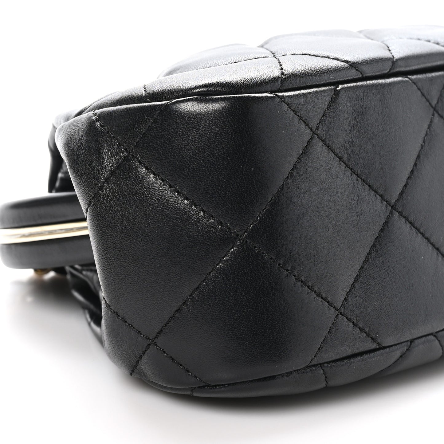 Lambskin Quilted CC Kisslock Clutch Black
