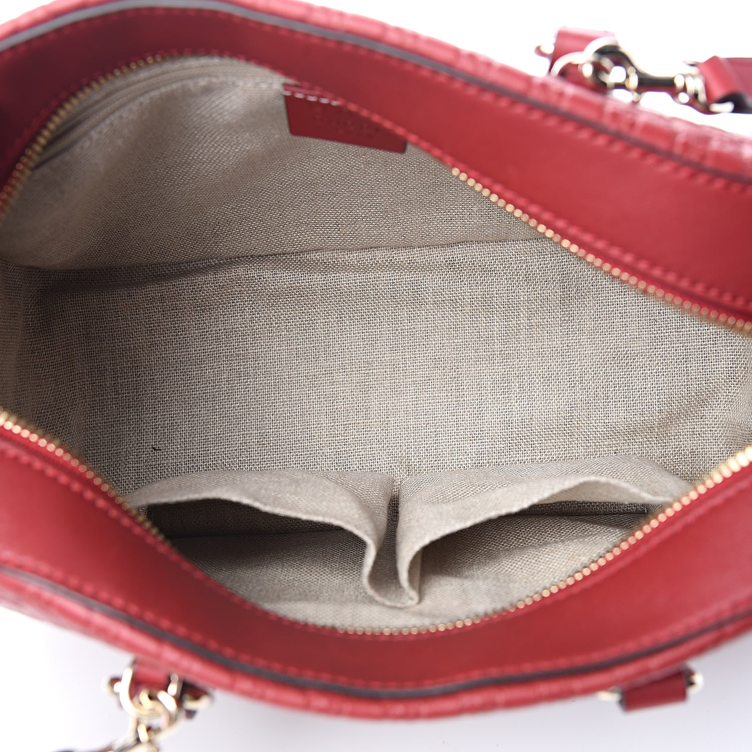 Gucci Soft Microguccissima Medium Crossbody Bag Rosso 5 of 10