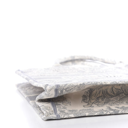Christian Dior Canvas Embroidered Medium Dioriviera Toile De Jouy Book Tote Gray 9 of 12