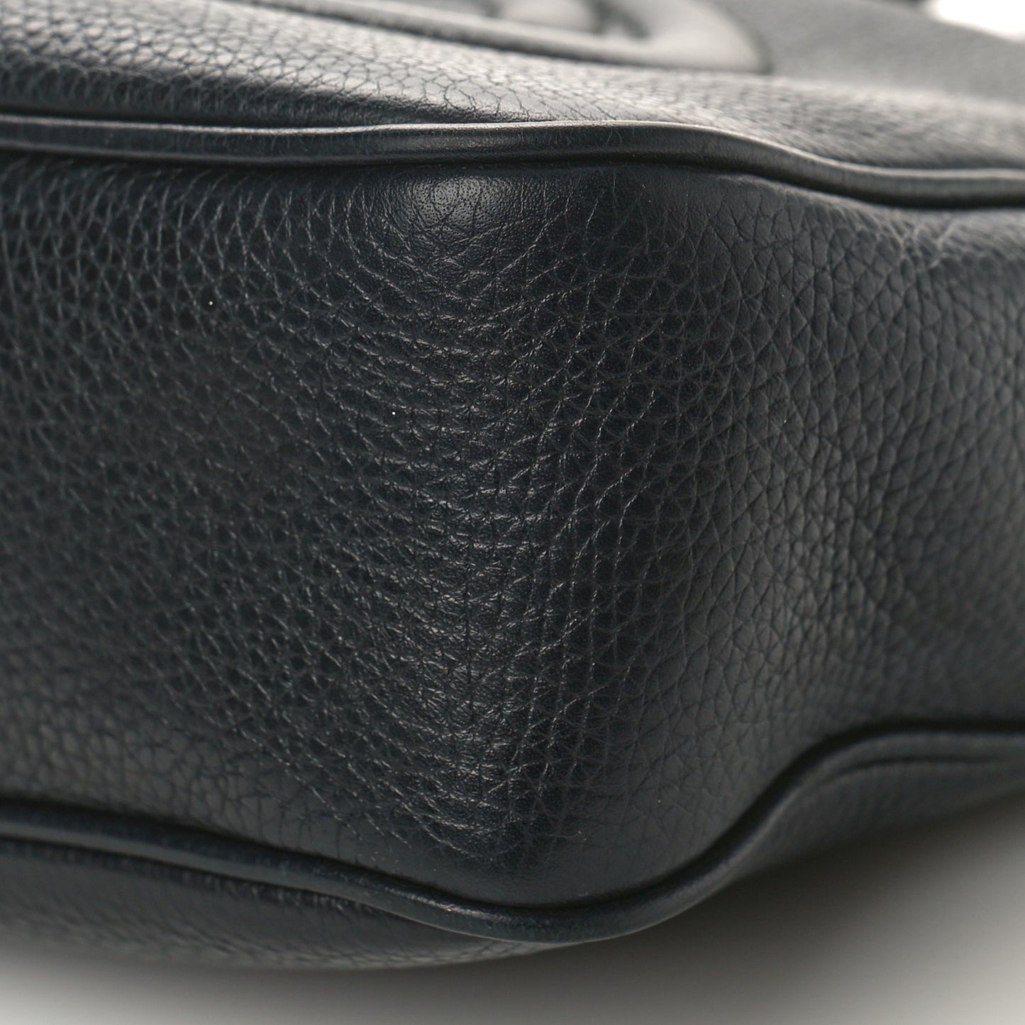 Pebbled Calfskin Small Soho Disco Bag Black