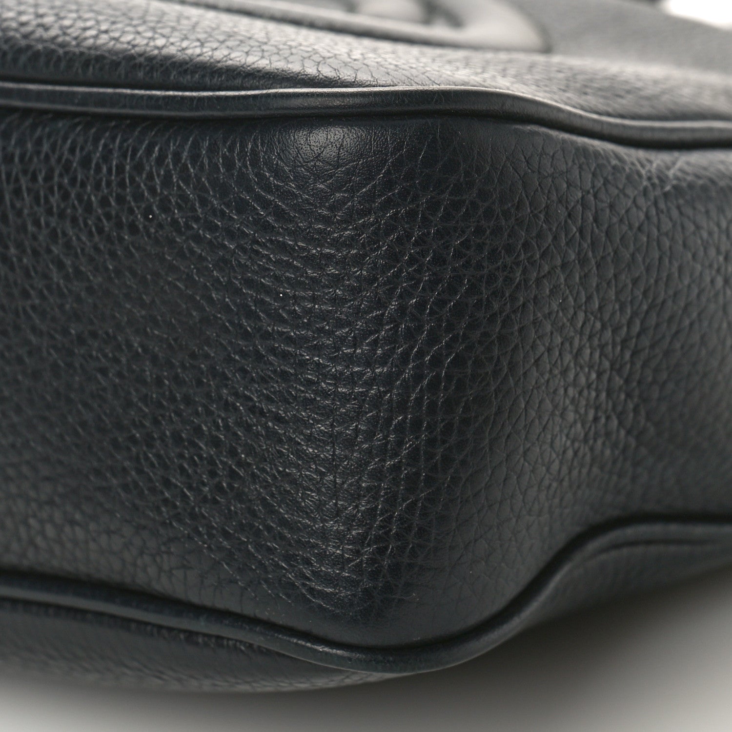 Gucci Pebbled Calfskin Small Soho Disco Bag Black 10 of 14