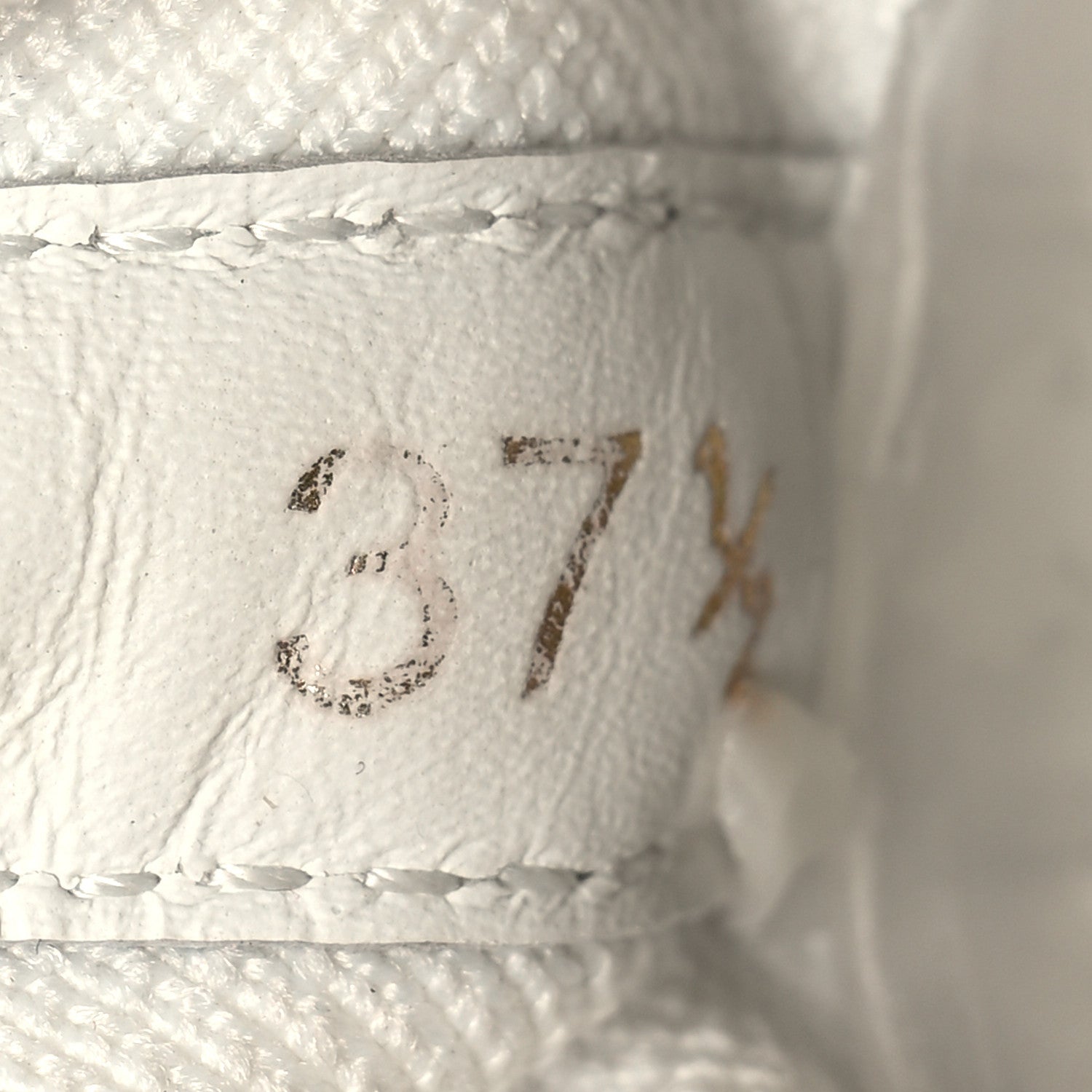 Christian Louboutin Calfskin Arpoador Donna Sneakers 37.5 White 6 of 8