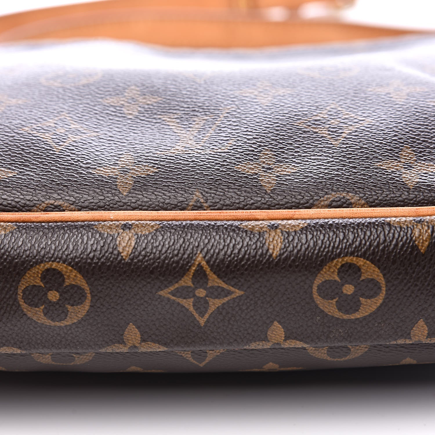 Louis Vuitton Monogram Odeon PM 9 of 16