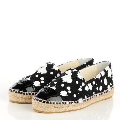 Chanel Patent Tweed Splatter Paint Print Cap Toe CC Espadrilles 38 Black White 3 of 7