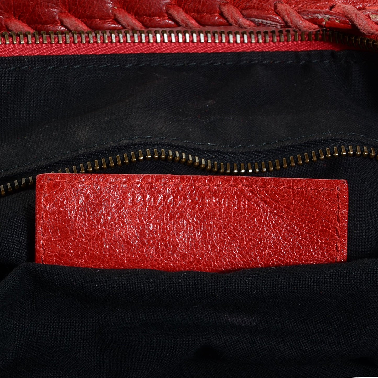 Chevre Classic Hardware Day Hobo Rouge Vermillon