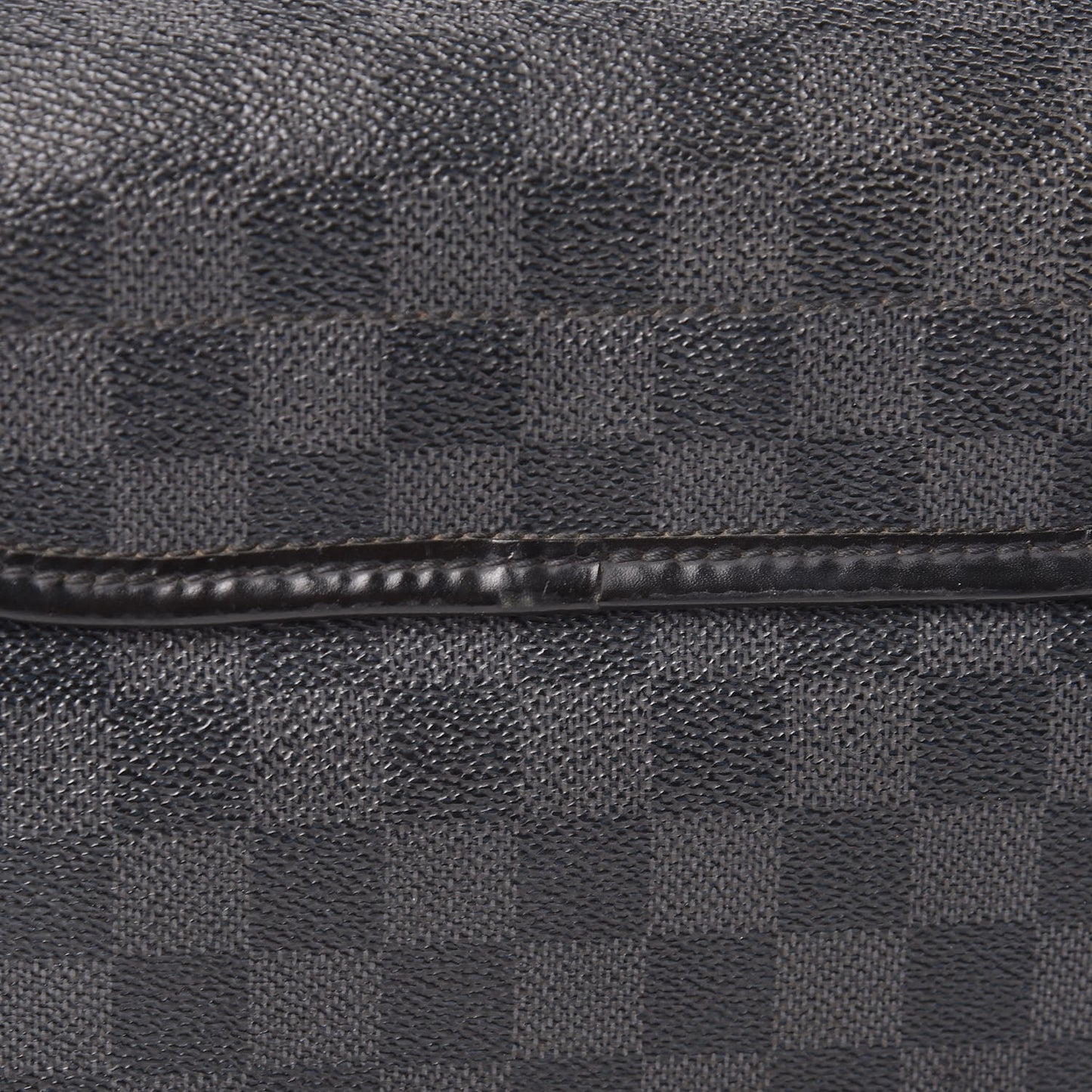 Damier Graphite Hanging Toiletry Kit