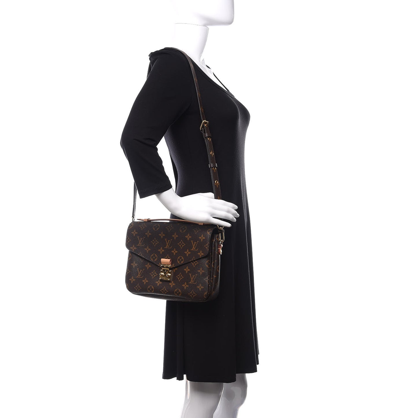 Monogram Pochette Metis