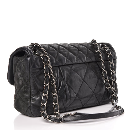 Chanel Iridescent Calfskin Small Chic Quilt Flap Black 3 of 11