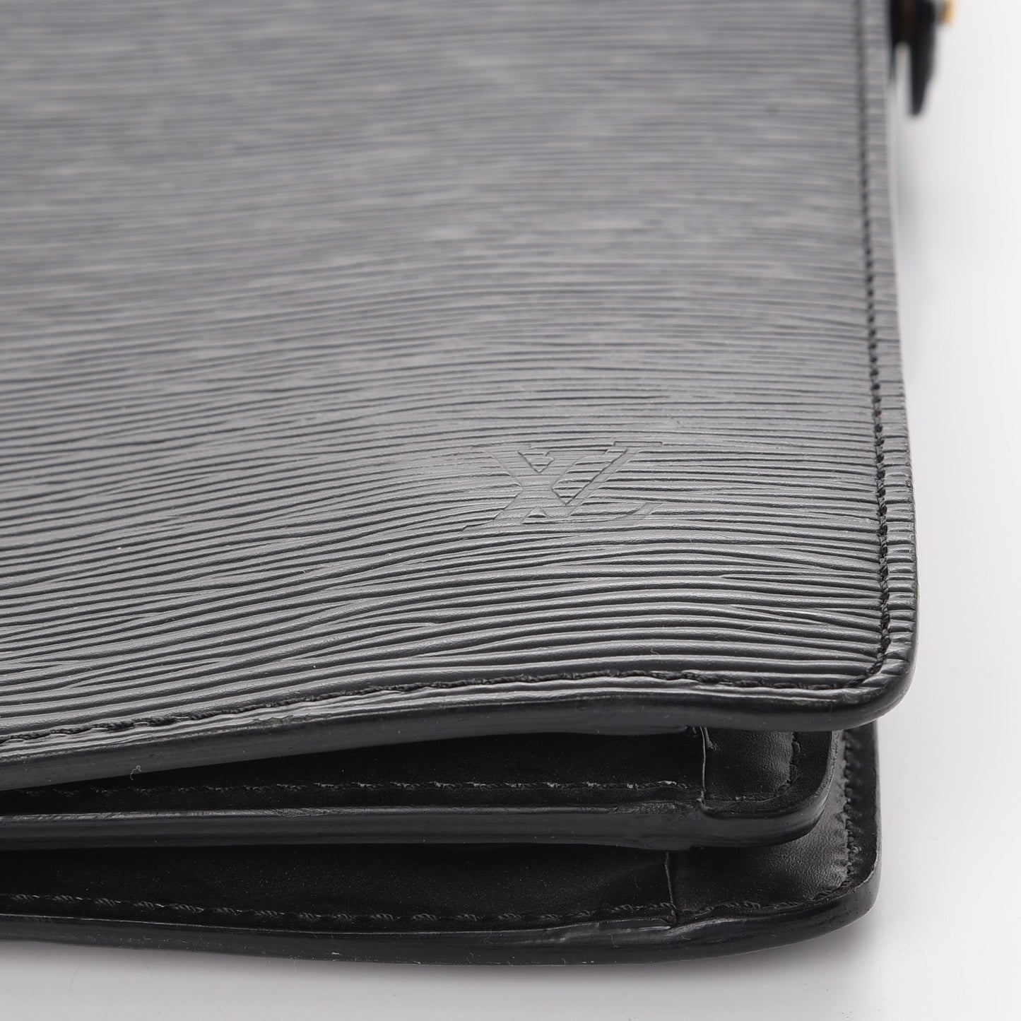 Epi Serviette Fermoir Briefcase Black