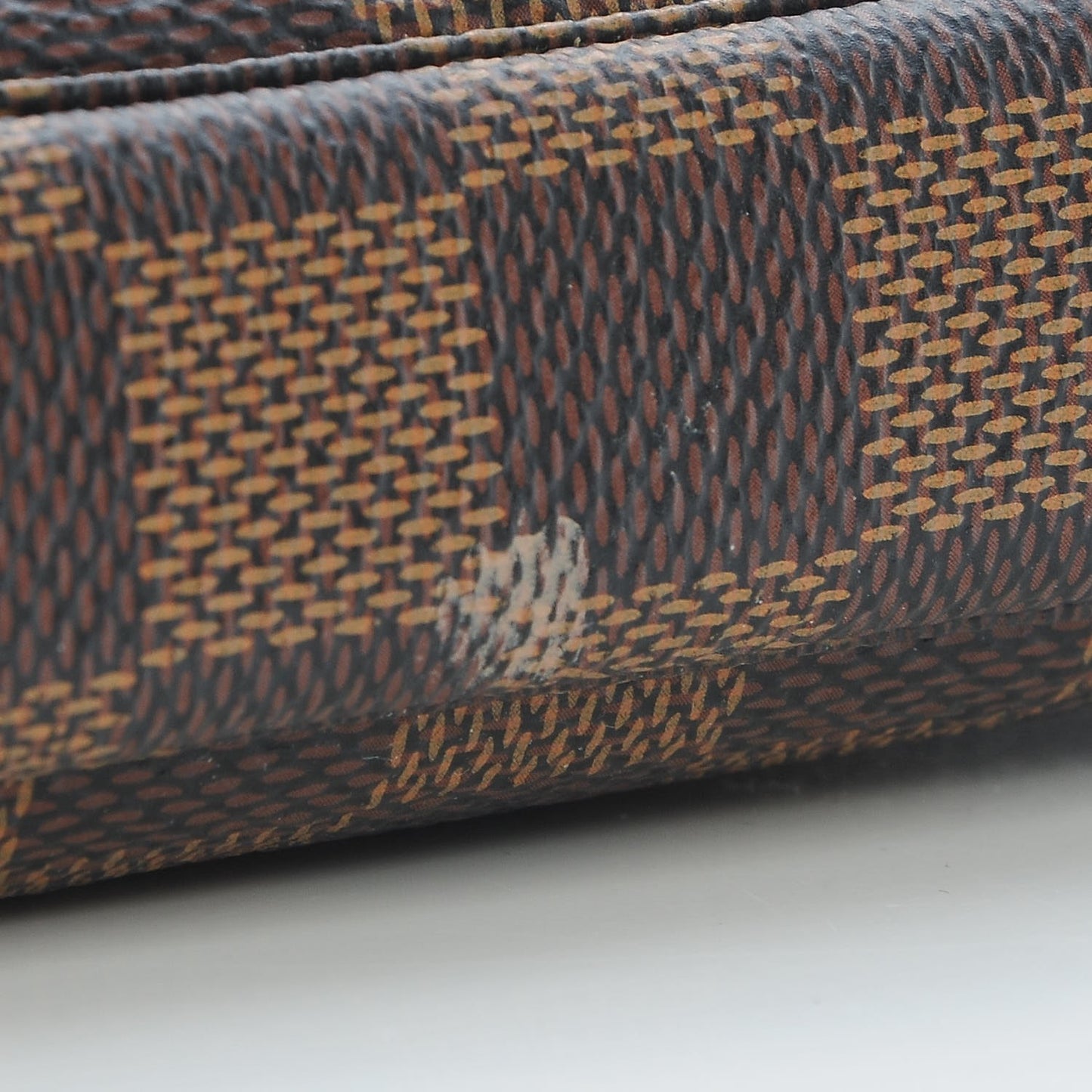 Damier Ebene Mini Pochette Accessories