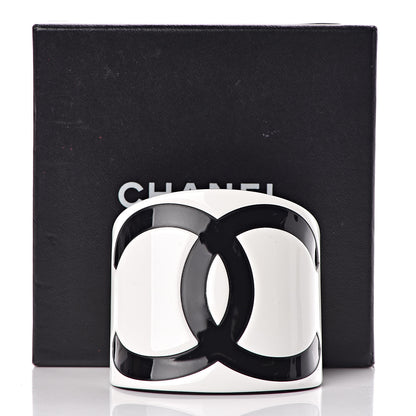 Chanel Resin CC Cuff White Black 5 of 5