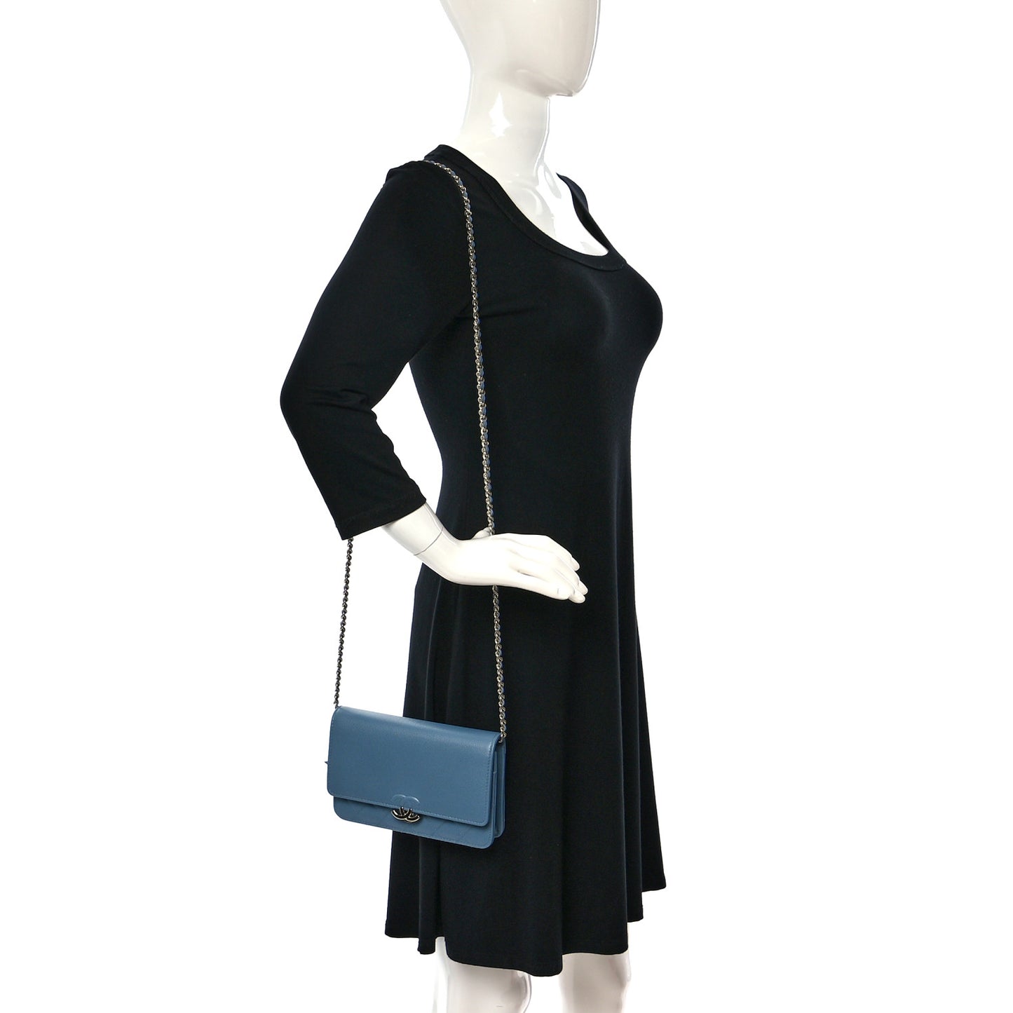 Grained Calfskin Quilted CC Box Wallet On Chain WOC Blue