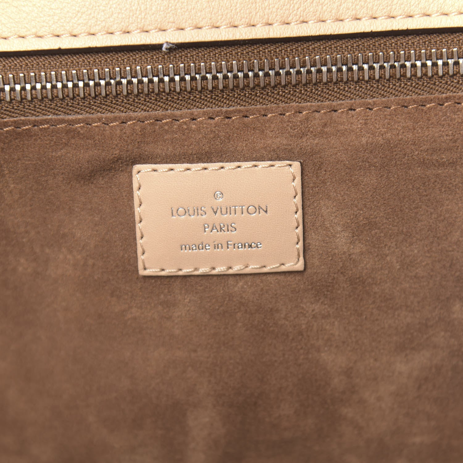 Louis Vuitton Veau Cachemire Tote W PM Dune 6 of 12