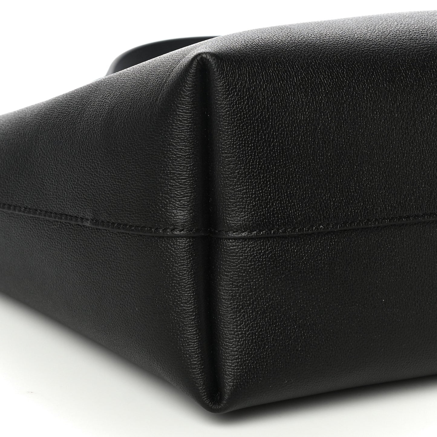 Calfskin Virtus Tote Black