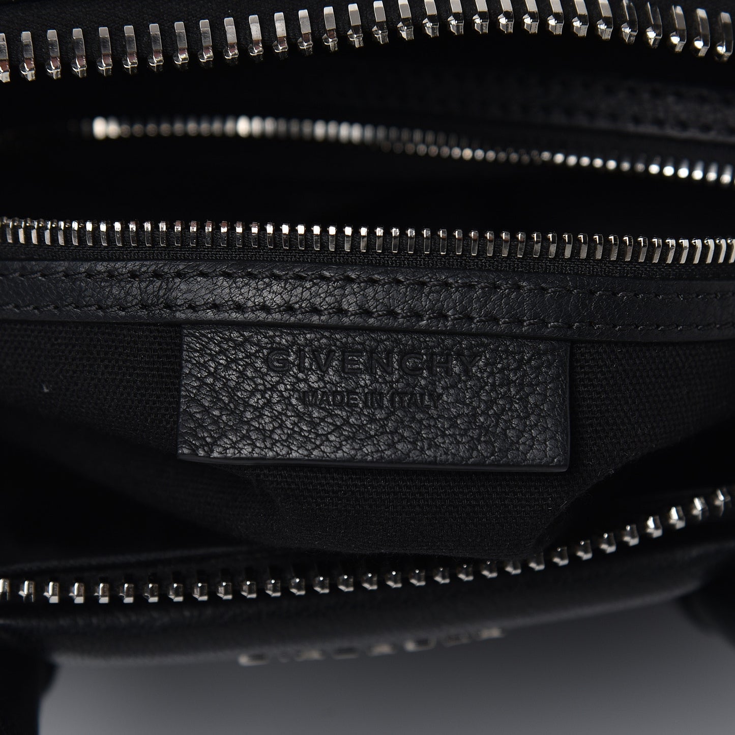 Sugar Goatskin Small Antigona Black