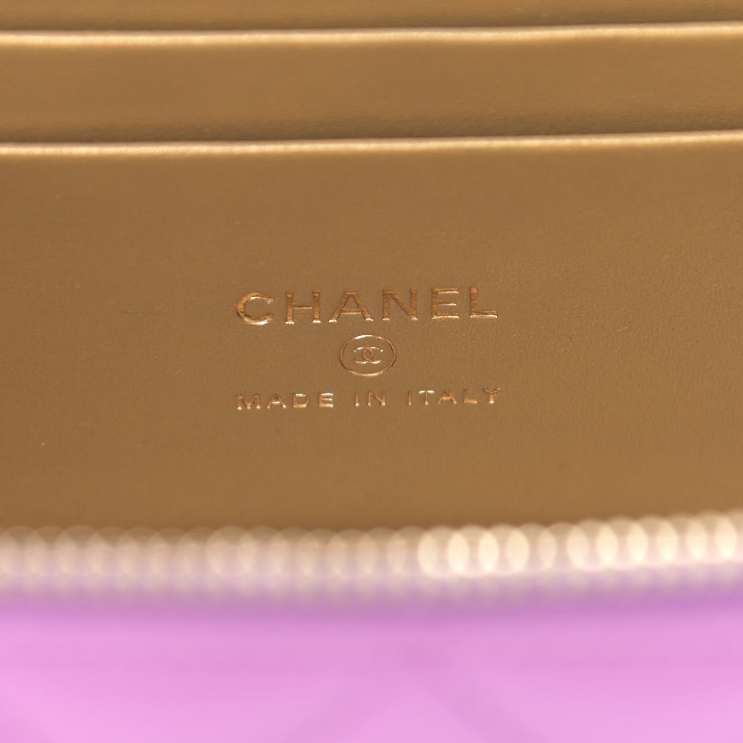 Lambskin Quilted Pearl Crush Small Vanity Case With Chain Purple