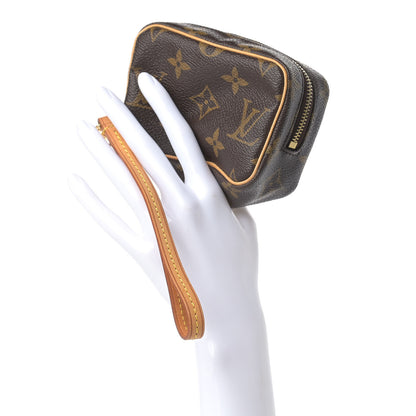 Louis Vuitton Monogram Wapity 2 of 7
