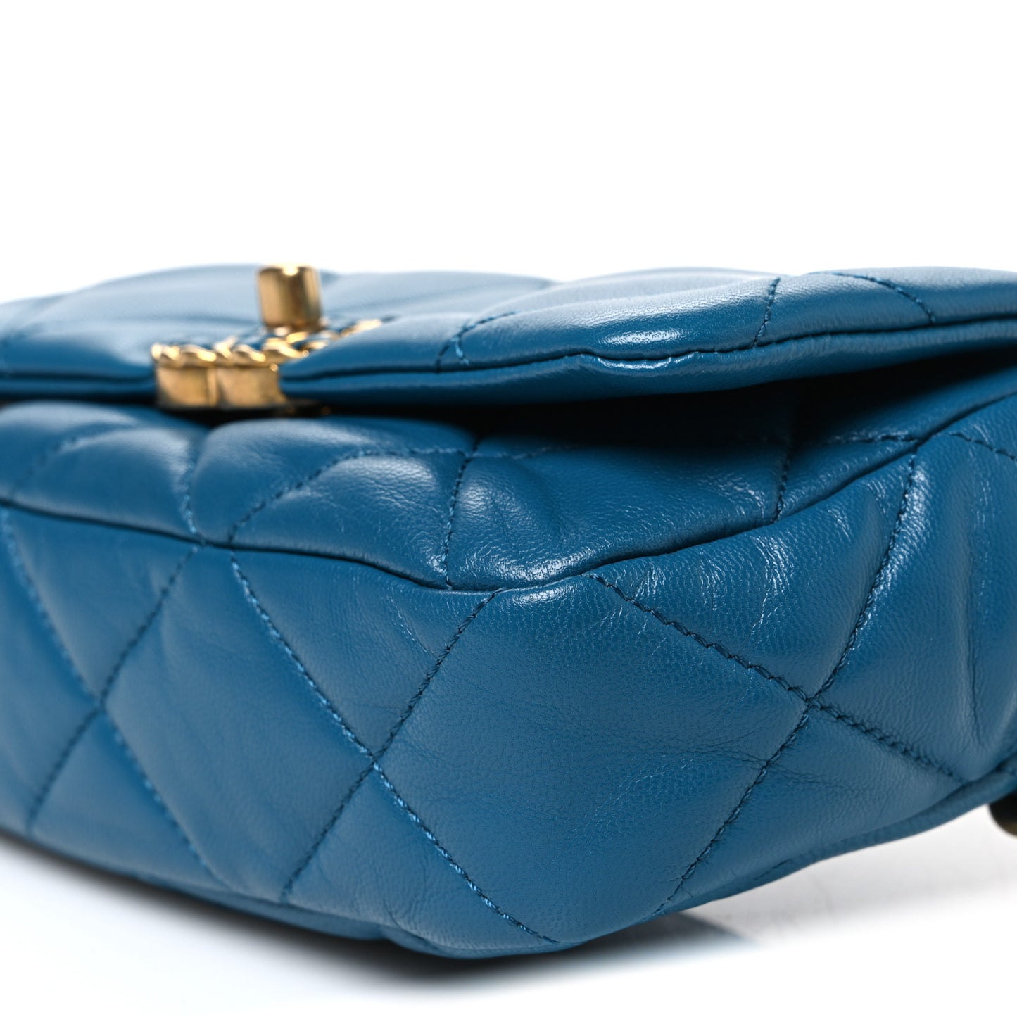 Lambskin Quilted Chanel 19 Waist Bag Blue