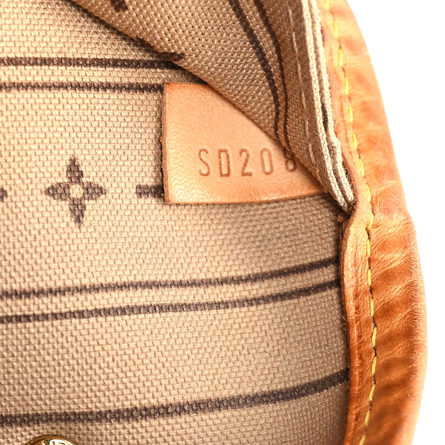 Louis Vuitton Monogram Neverfull MM 7 of 13