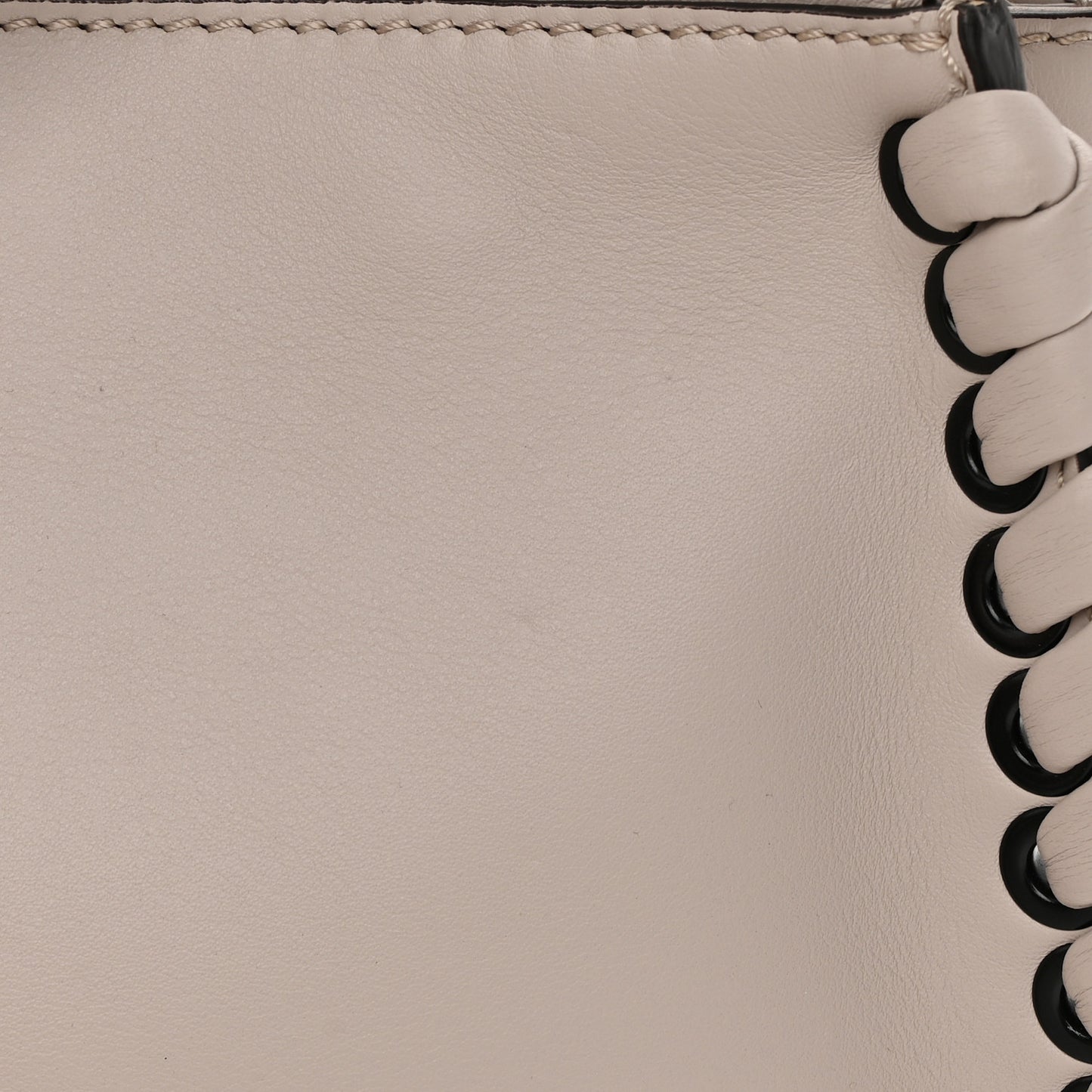 Vitello Seta Lace Up Medium Peekaboo Iconic Satchel Grigio Polvere